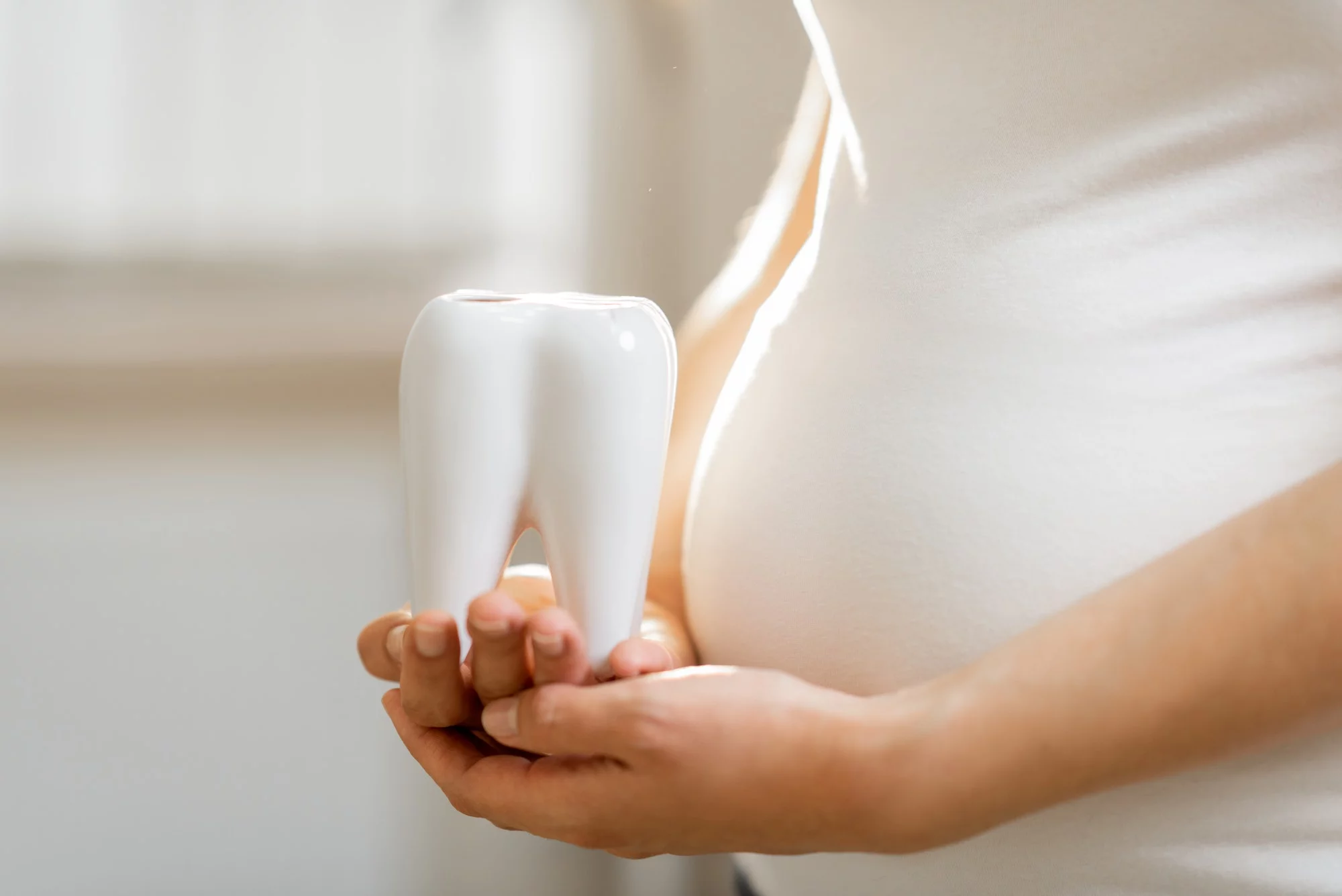 Hamilelikte Diş Sağlığı: Önemli Uygulamalar ve Dikkat Edilmesi Gerekenler · Livera Dental Clinic Florya İstanbul