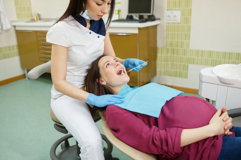 Dental Health During Pregnancy: Important Procedures and Practices · Livera Dental Clinic Florya Istanbul