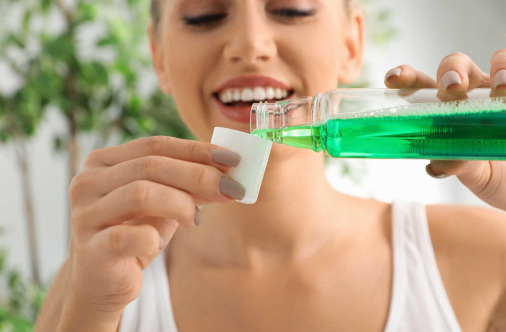 Mouthwash Все, что нужно знать о Ополаскиватель для рта · Livera Dental Clinic Флория Стамбул