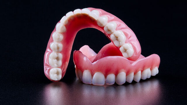What Are Dental Prostheses and How Are They Made? | Livera Dental Clinic