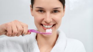 12 Reasons to Use Fluoride-Free Toothpaste 1